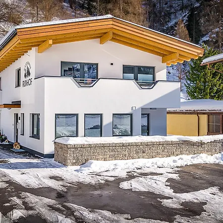 Gaestehaus Runhof Längenfeld