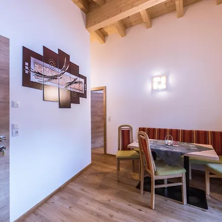 Gaestehaus Runhof Lägenhet *