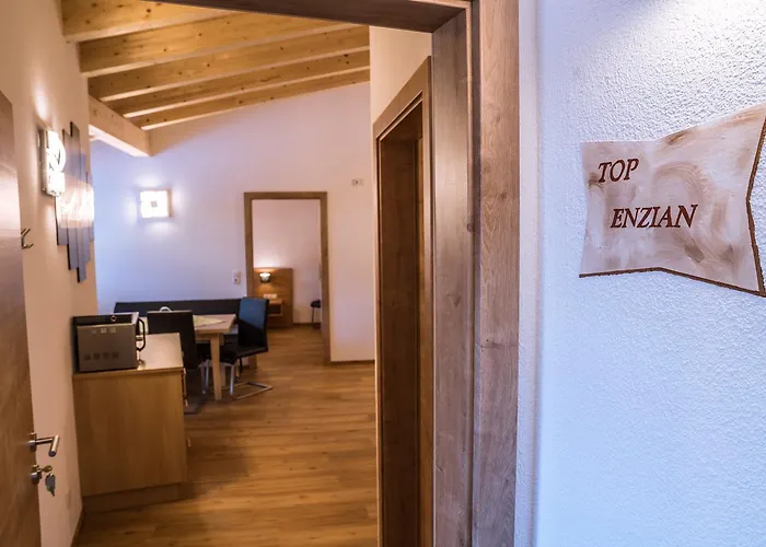 Gaestehaus Runhof * 朗根费尔德