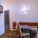 Gaestehaus Runhof *