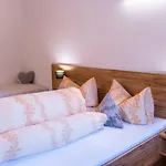 Gaestehaus Runhof * לאנגנפלד